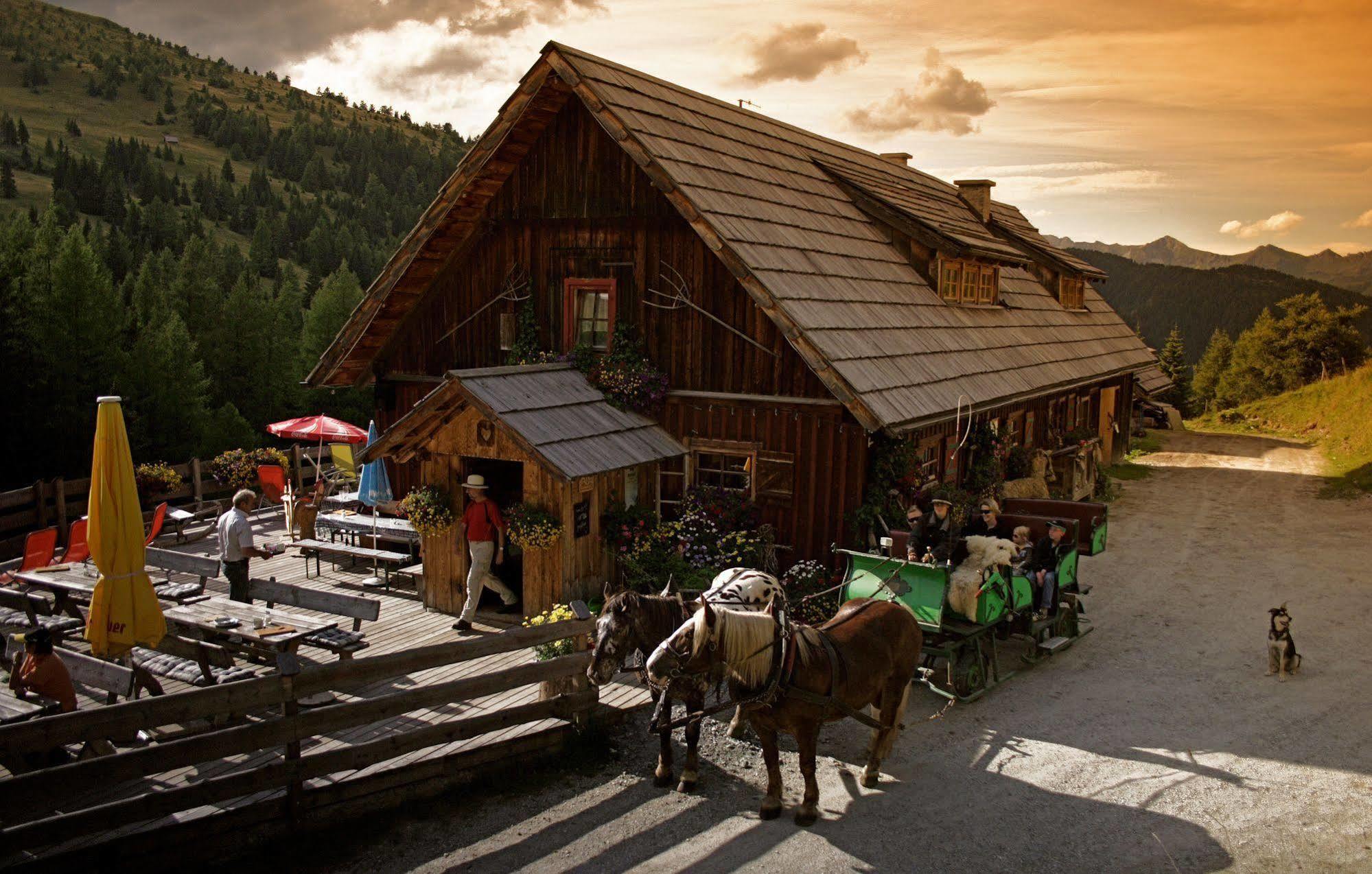 Familienhotel Hinteregger Katschberghohe Exterior photo